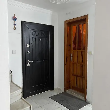 Semi-detached House * كوشاداسيه